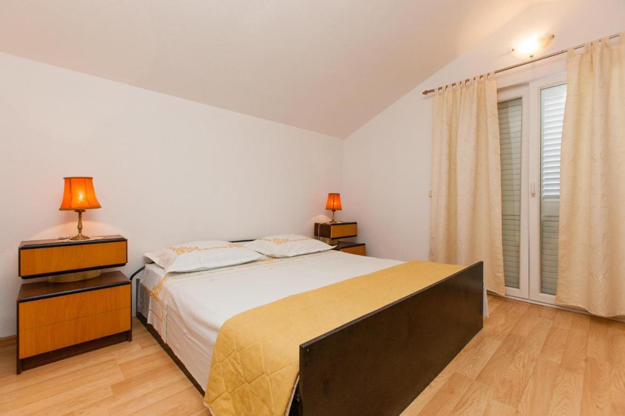 Holiday Home Beata Trogir Eksteriør billede